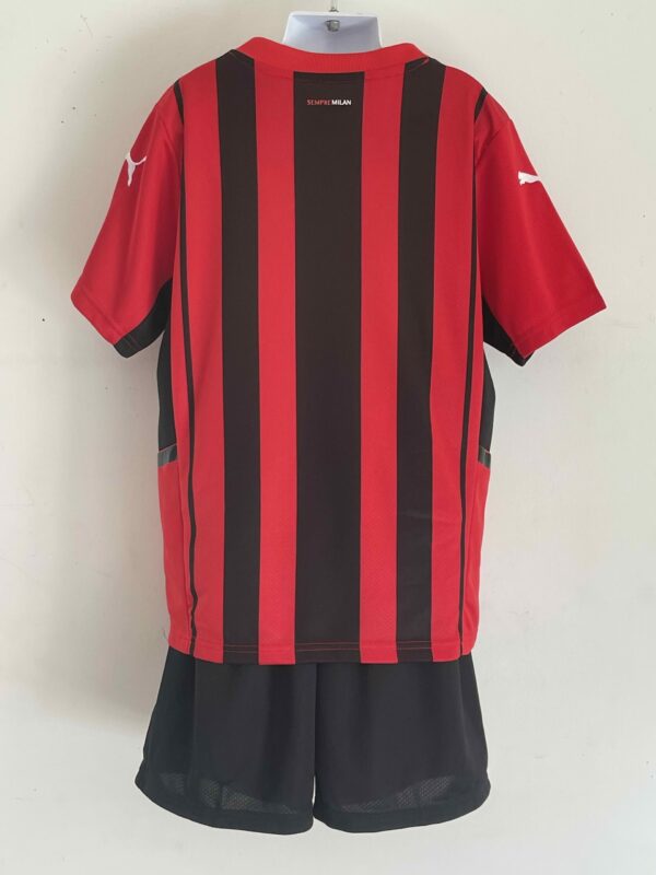 Maillot et short AC Milan domicile 2019/20 enfants dos