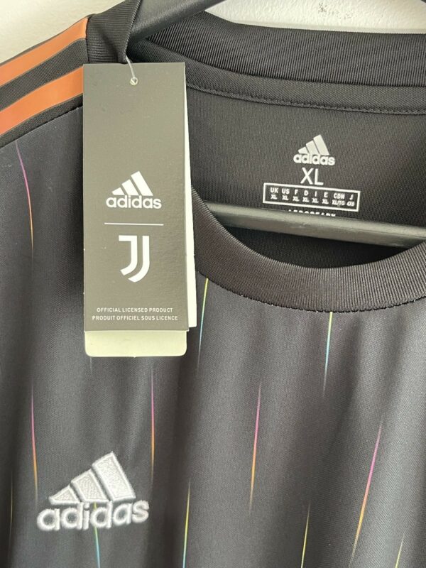 Maillot et short Juventus Extérieur 2019/20 Adultes marque