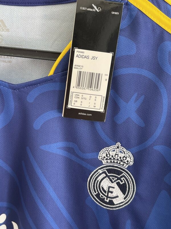 Maillot et Short Real Madrid Extérieur 2019/20 Adultes Tailles