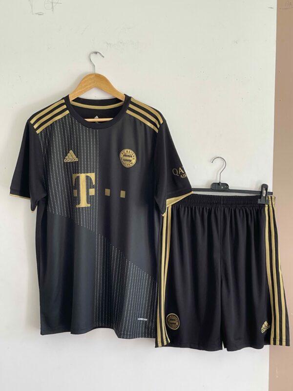 Maillot et Short Bayern Munich Extérieur 2019/20 Adultes Montage