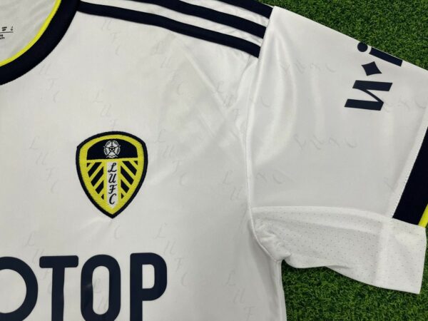 Maillot homme football Leeds United Domicile 2022/2023 Adultes Zoom